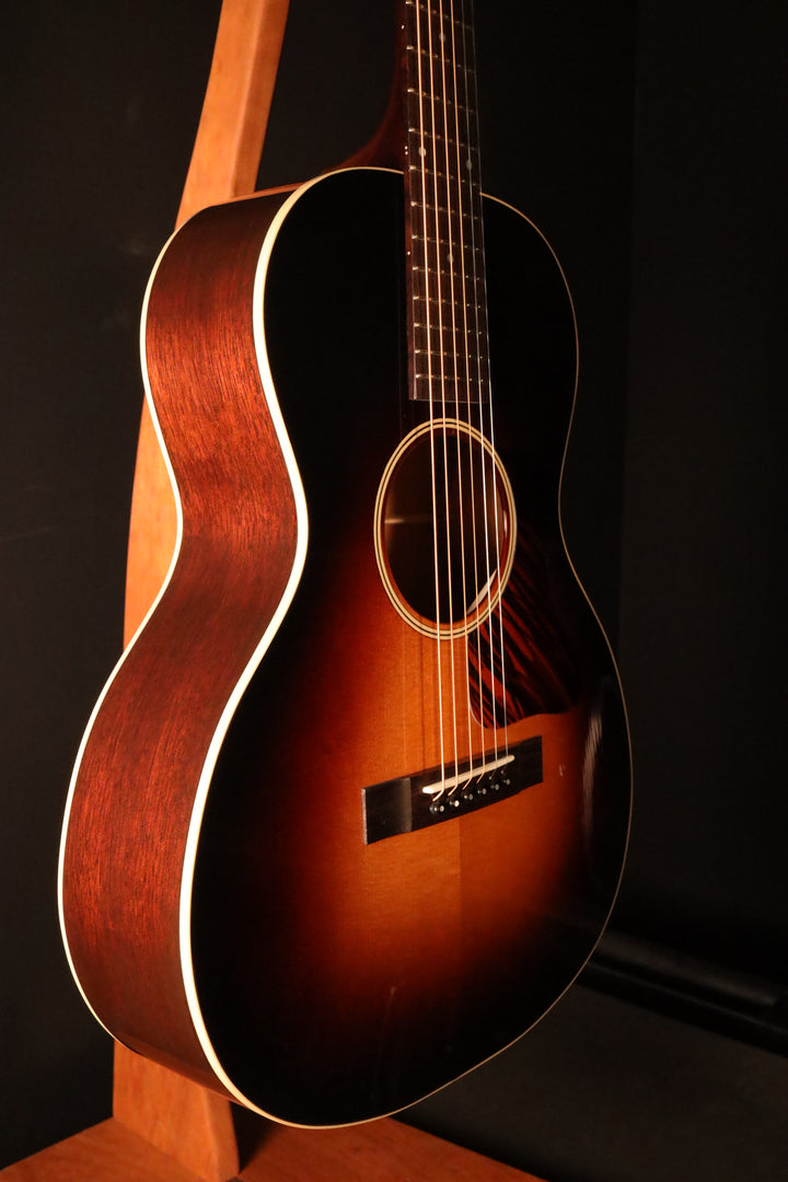 Huss and Dalton Crossroads-12 Custom - Thermo-Cured Red Spruce/Mahogany (NEW)