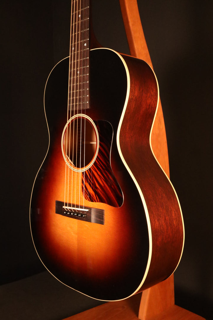 Huss and Dalton Crossroads-12 Custom - Thermo-Cured Red Spruce/Mahogany (NEW)