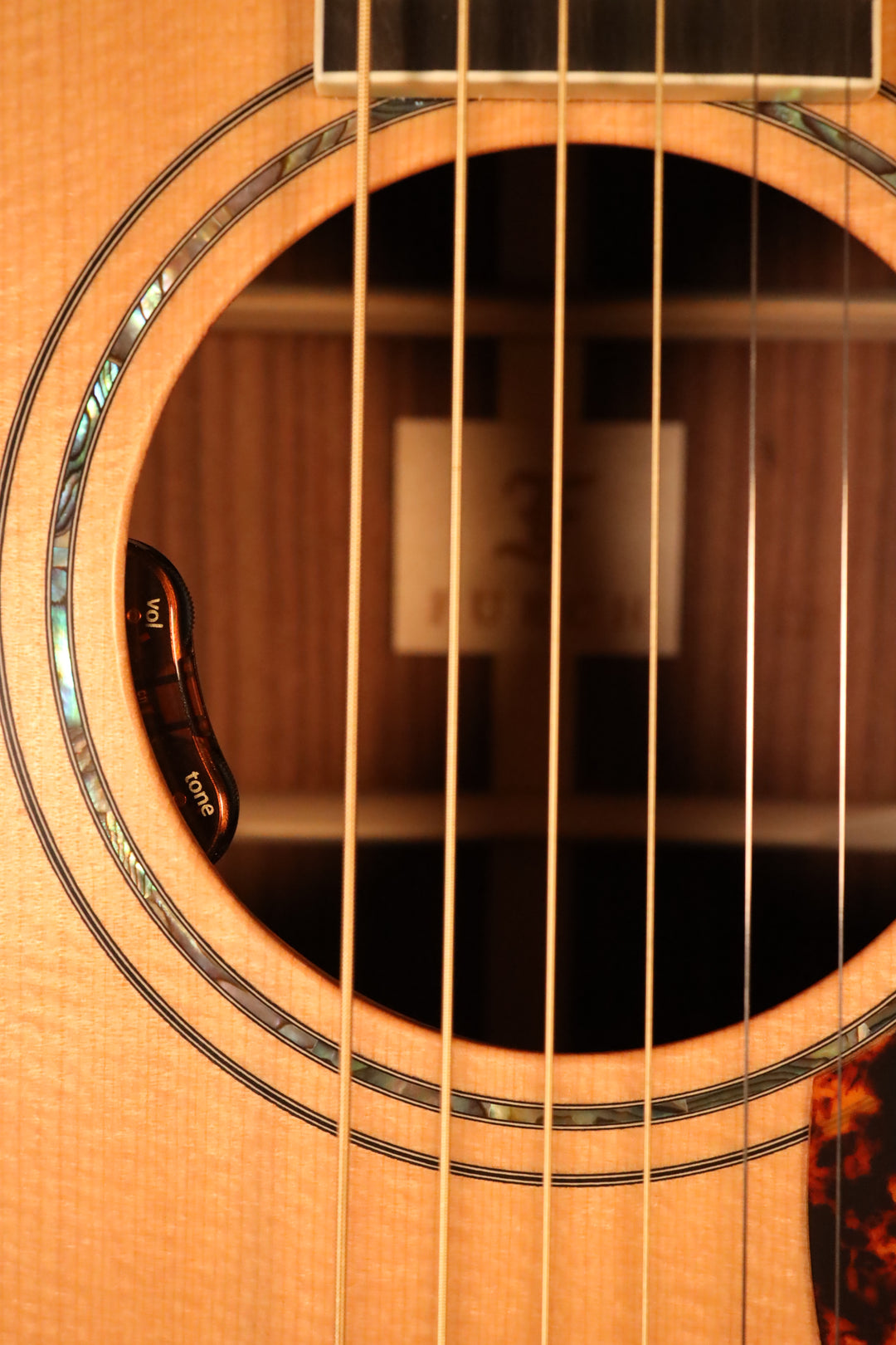 Furch Vintage 2 OM-SR VTC (NEW)