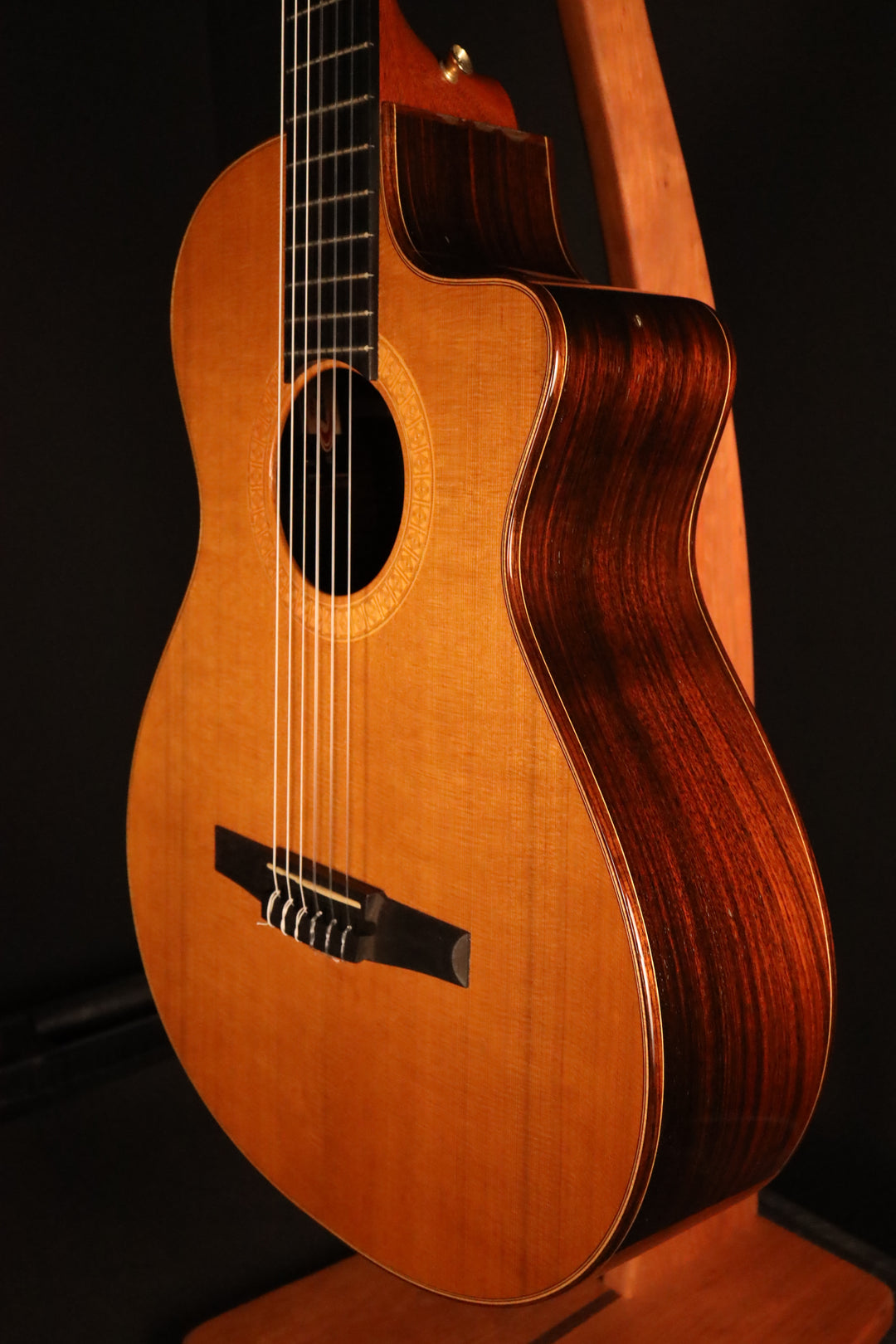 Taylor NS72ce - Western Red Cedar/Indian Rosewood (2002) – Organic Sounds  Select Guitars