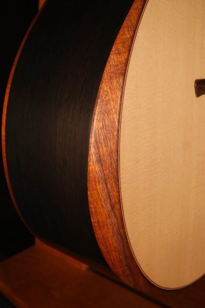 Lowden O-35 - Lutz Spruce/Ancient Bog Oak, LR Baggs Anthem Pickup (NEW)