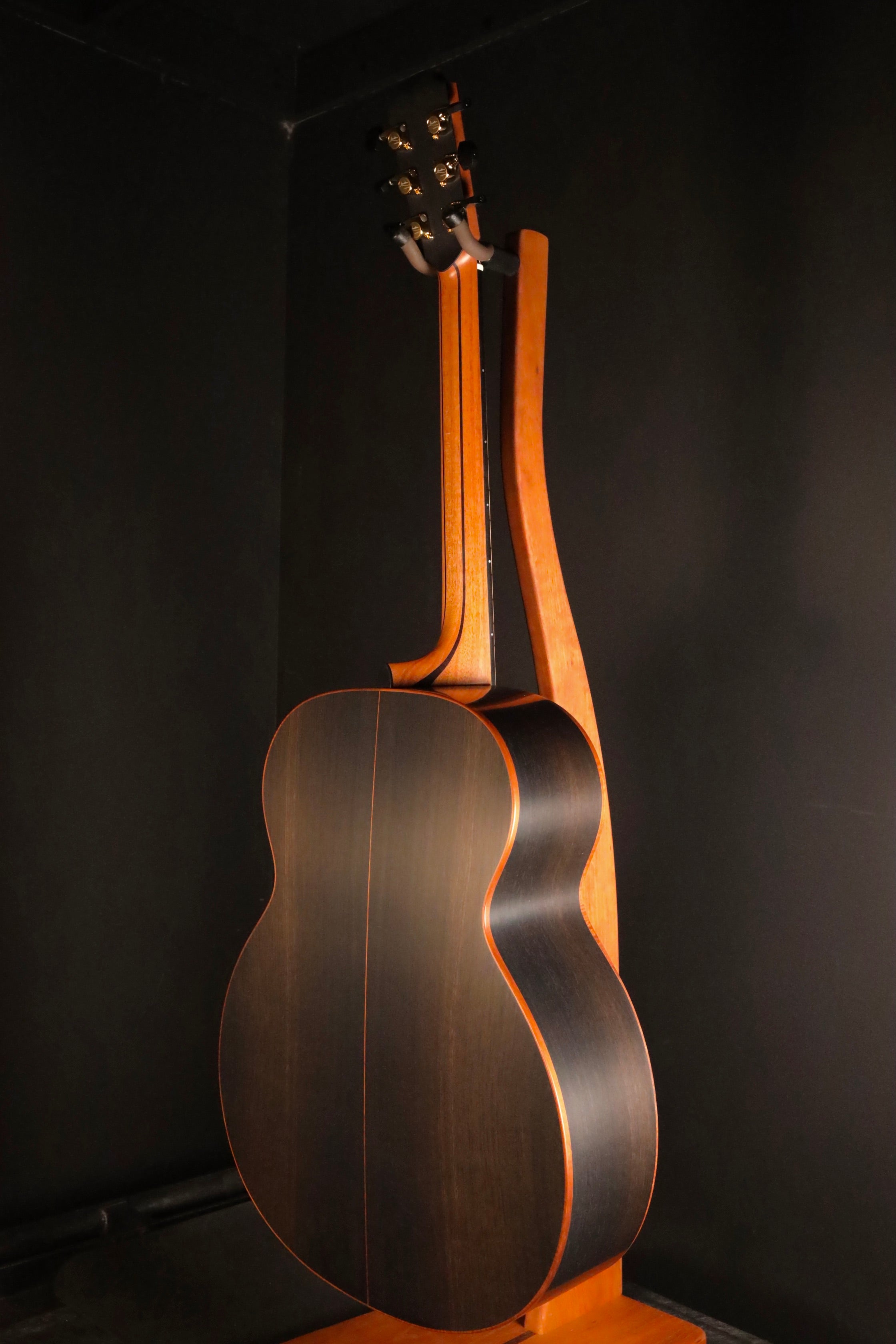 Lowden O-35 - Lutz Spruce/Ancient Bog Oak, LR Baggs Anthem Pickup
