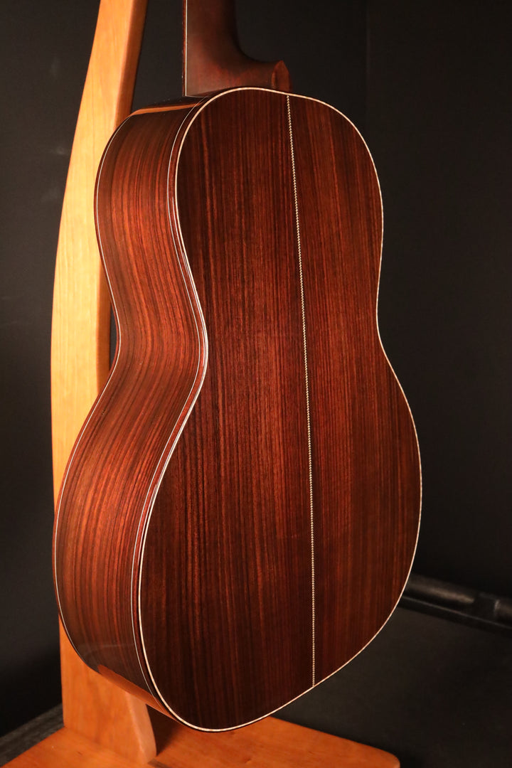 Huss and Dalton 00-SP Engelmann Spruce/East Indian Rosewood (NEW)