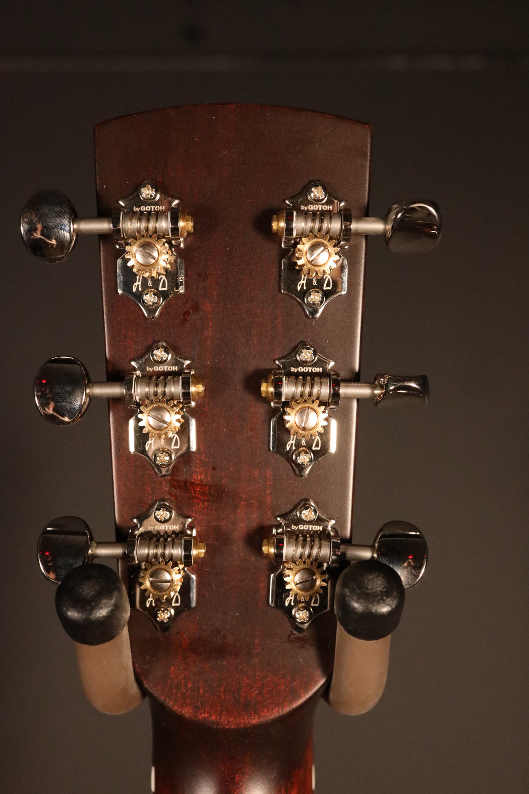 Huss and Dalton DS 14 Fret Standard - Sitka Spruce/Mahogany (NEW)