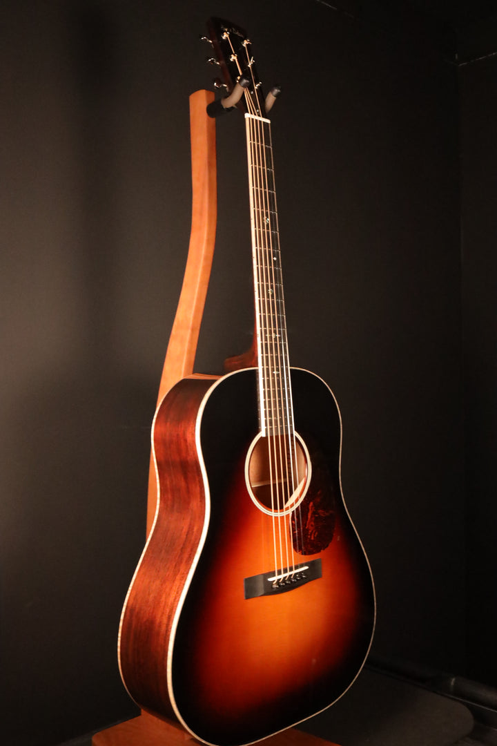 Huss and Dalton DS 14 Fret Standard - Sitka Spruce/Mahogany (NEW)