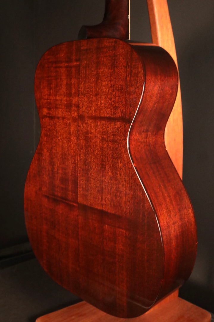 Huss and Dalton TOM-M - Italian Spruce/Sinker Mahogany (NEW)