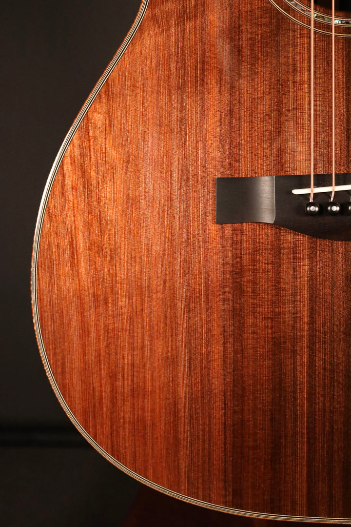 Santa Cruz OM Custom - "San Lorenzo" Sinker Redwood/African Blackwood (NEW)