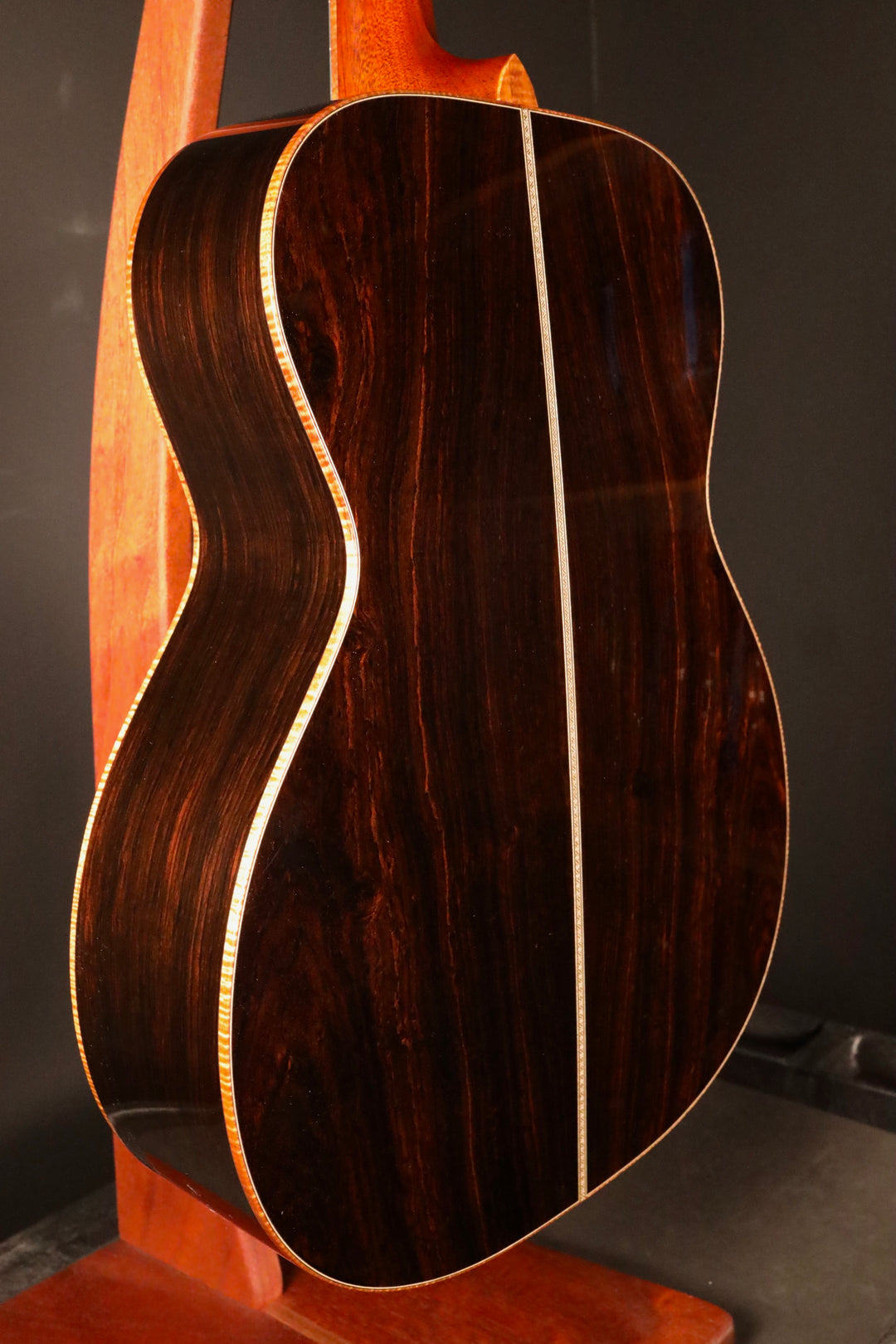 Santa Cruz OM Custom - "San Lorenzo" Sinker Redwood/African Blackwood (NEW)