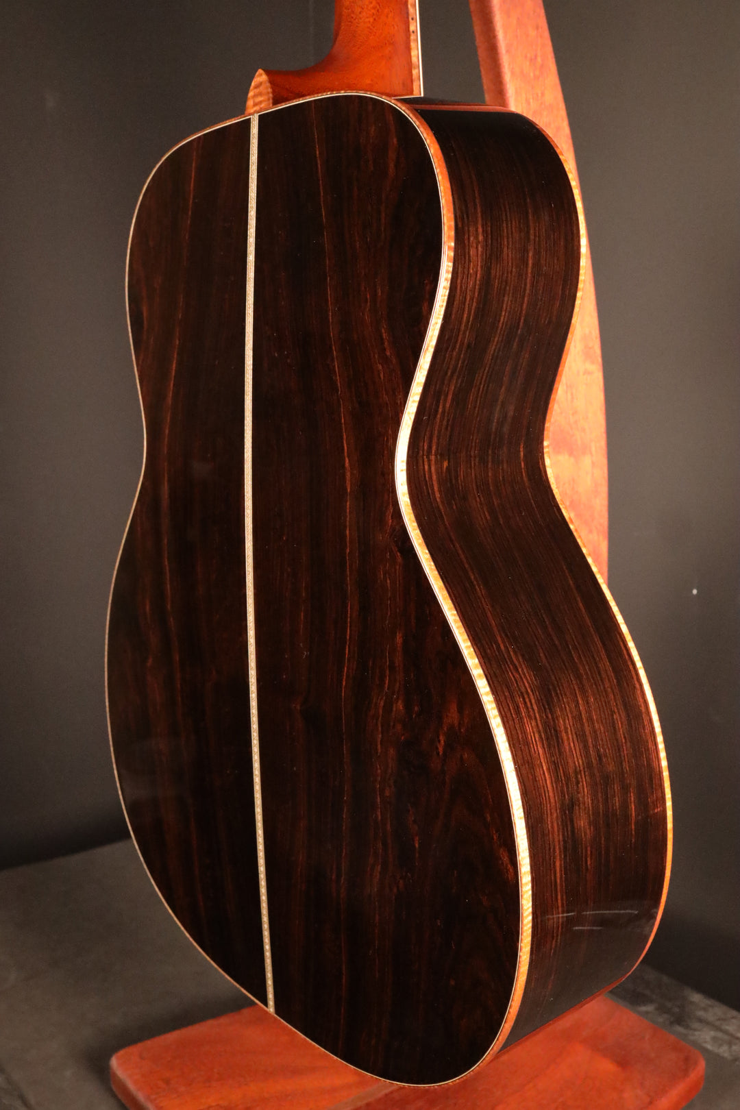 Santa Cruz OM Custom - "San Lorenzo" Sinker Redwood/African Blackwood (NEW)
