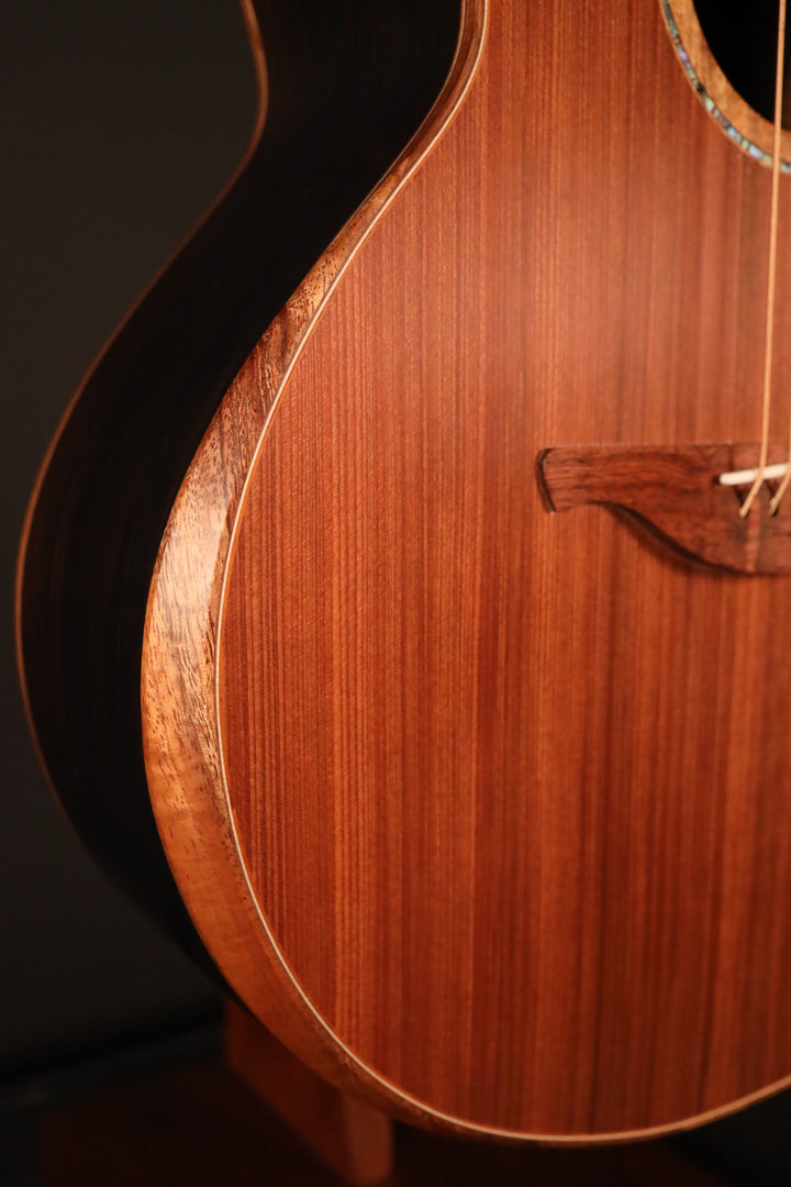 Lowden S-50 - Sinker Redwood/African Blackwood (NEW)