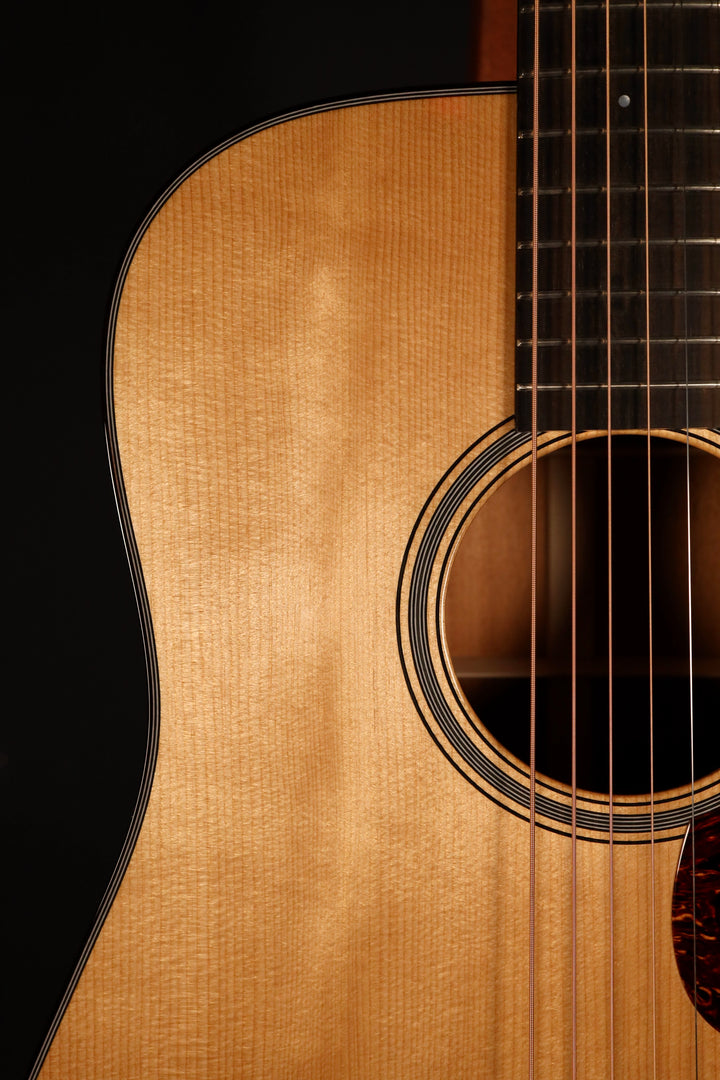 Huss and Dalton TD-M Custom - Thermo-Cured Sitka Spruce/Mahogany (NEW)