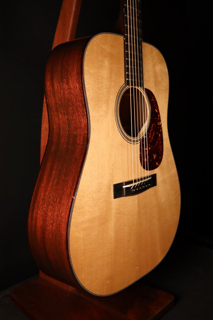 Huss and Dalton TD-M Custom - Thermo-Cured Sitka Spruce/Mahogany (NEW)
