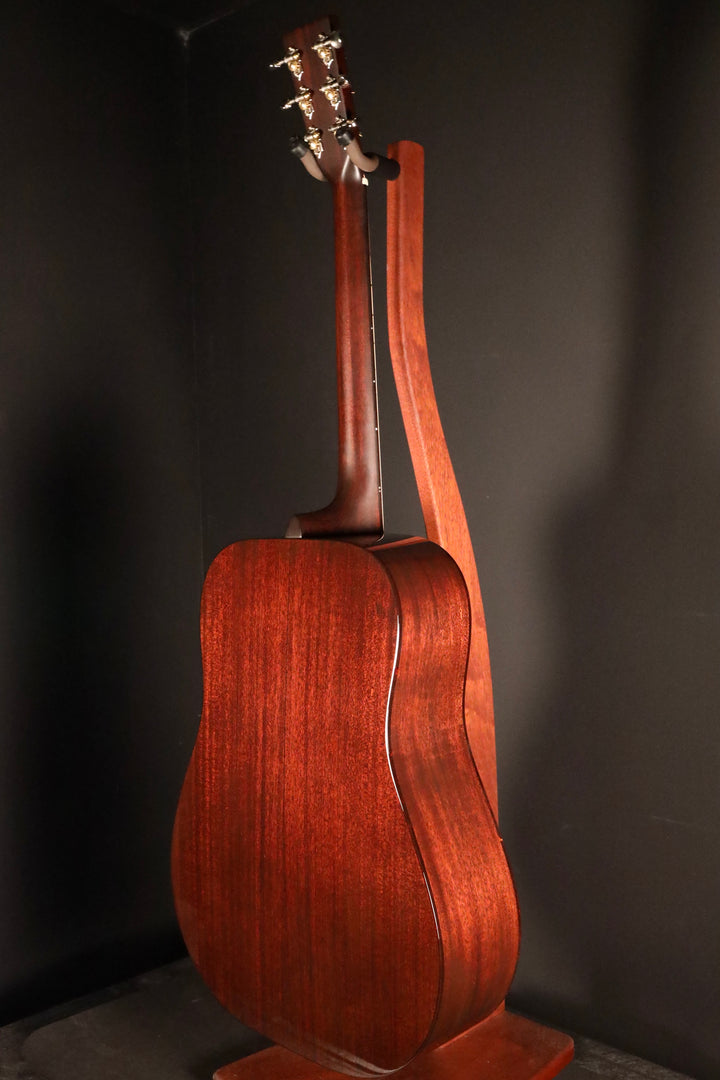 Huss and Dalton TD-M Custom - Thermo-Cured Sitka Spruce/Mahogany (NEW)