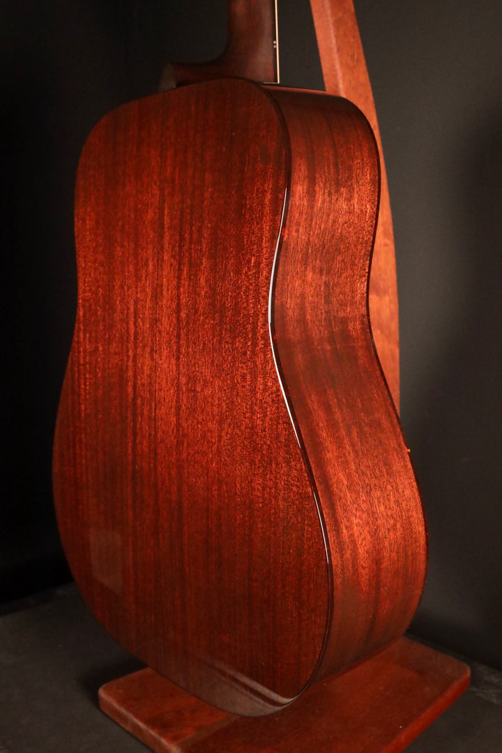 Huss and Dalton TD-M Custom - Thermo-Cured Sitka Spruce/Mahogany (NEW)