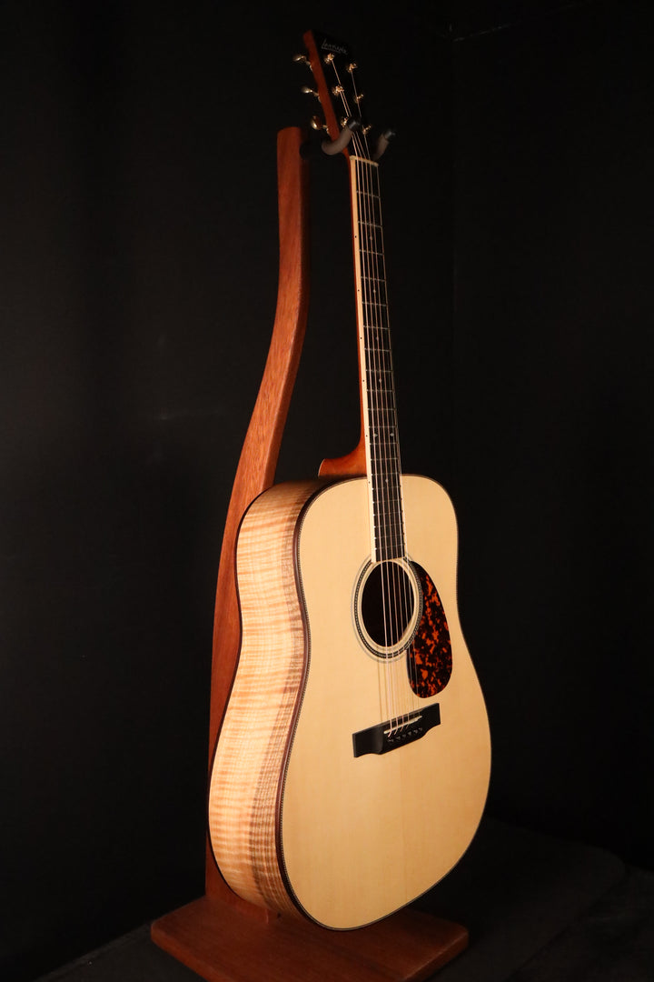Larrivee D-40 - Moon Spruce/Flamed European Walnut (2017)