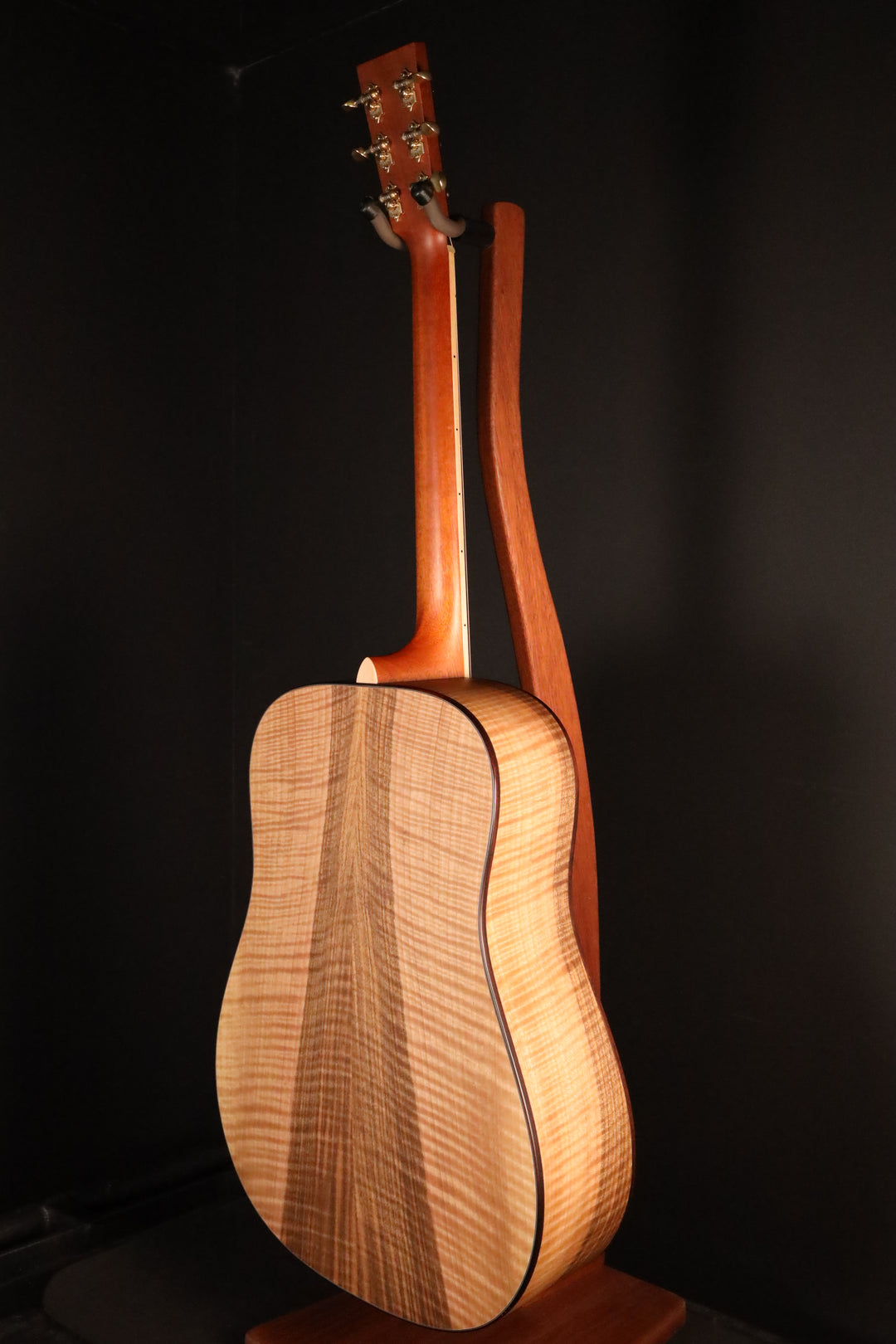Larrivee D-40 - Moon Spruce/Flamed European Walnut (2017)