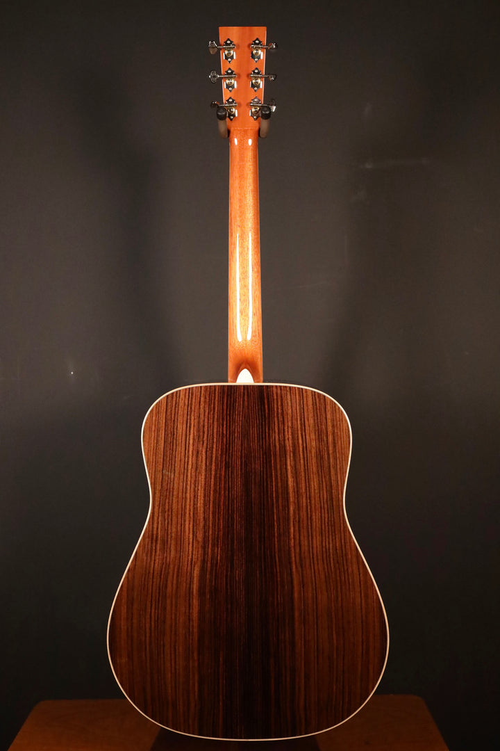 Larrivee D-44 R - Legacy Series Sitka Spruce/Indian Rosewood (NEW)
