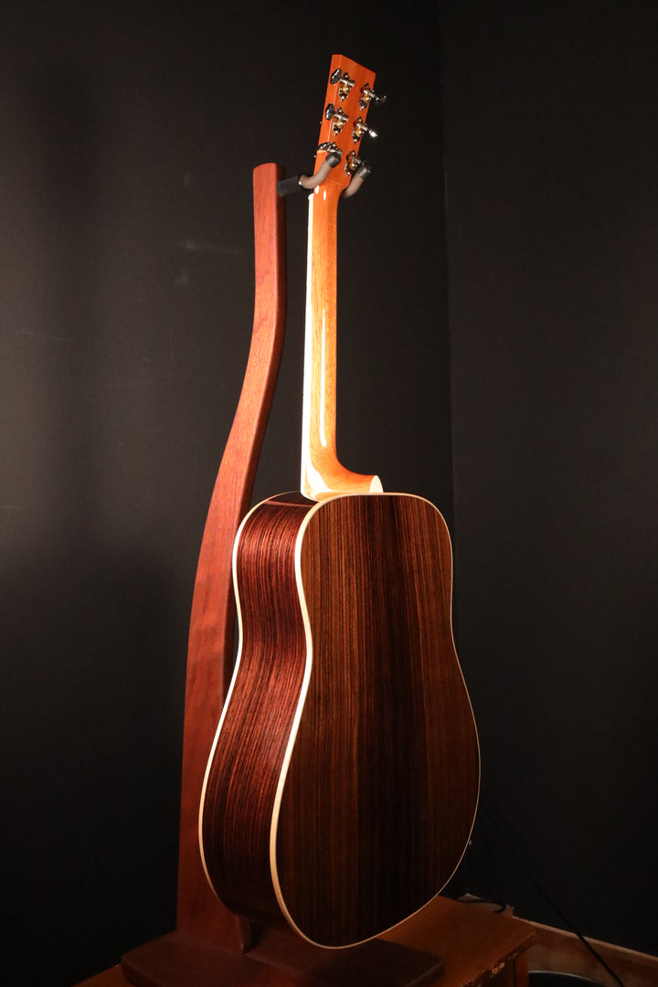 Larrivee D-44 R - Legacy Series Sitka Spruce/Indian Rosewood (NEW)