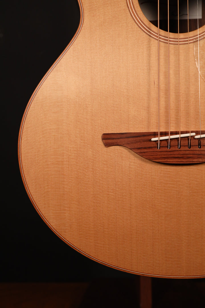 Lowden S-25 12 Fret - Cedar/Indian Rosewood (NEW)