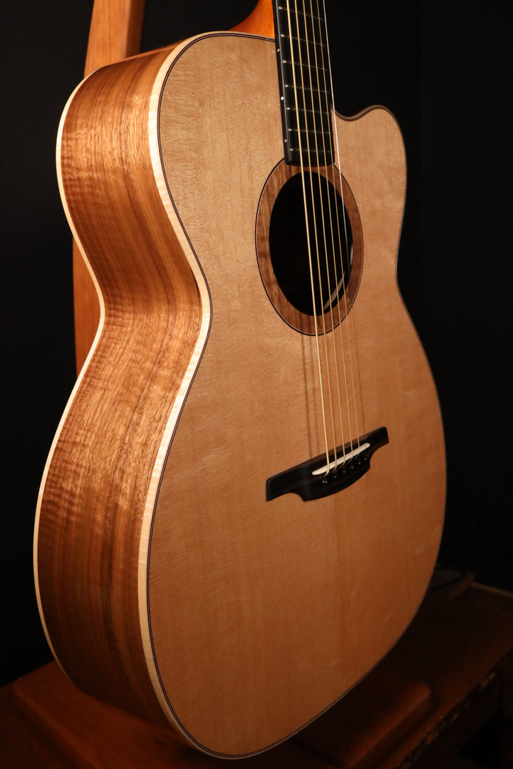 McNally Jumbo Baritone Custom- Sitka Spruce/Walnut (NEW)