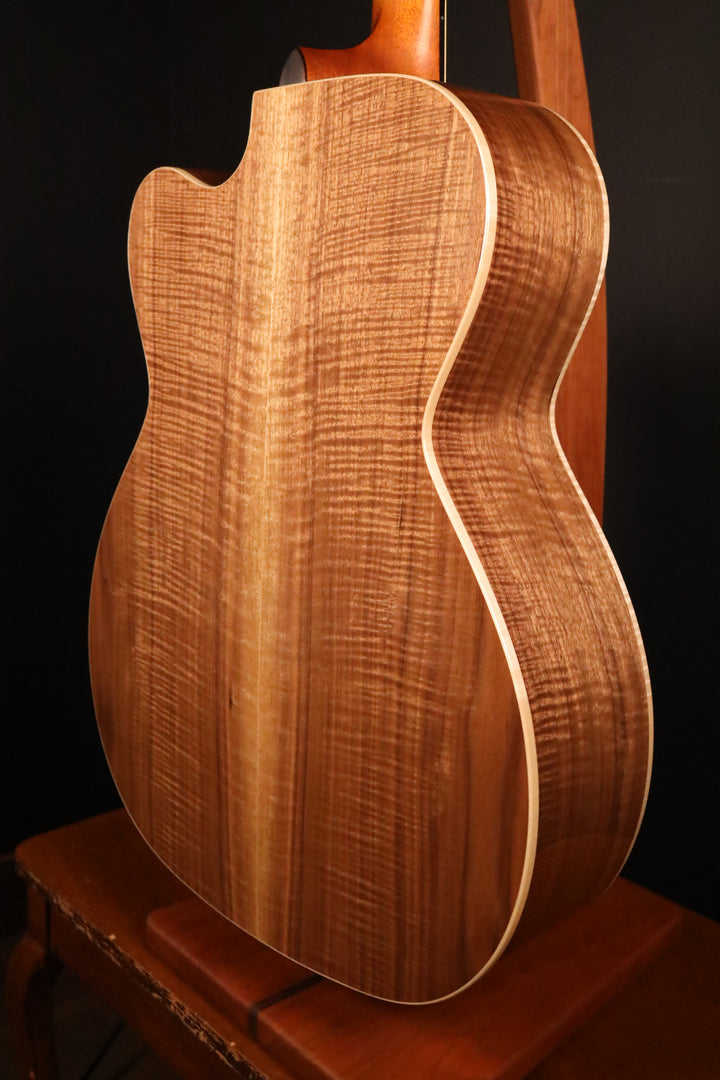 McNally Jumbo Baritone Custom- Sitka Spruce/Walnut (NEW)