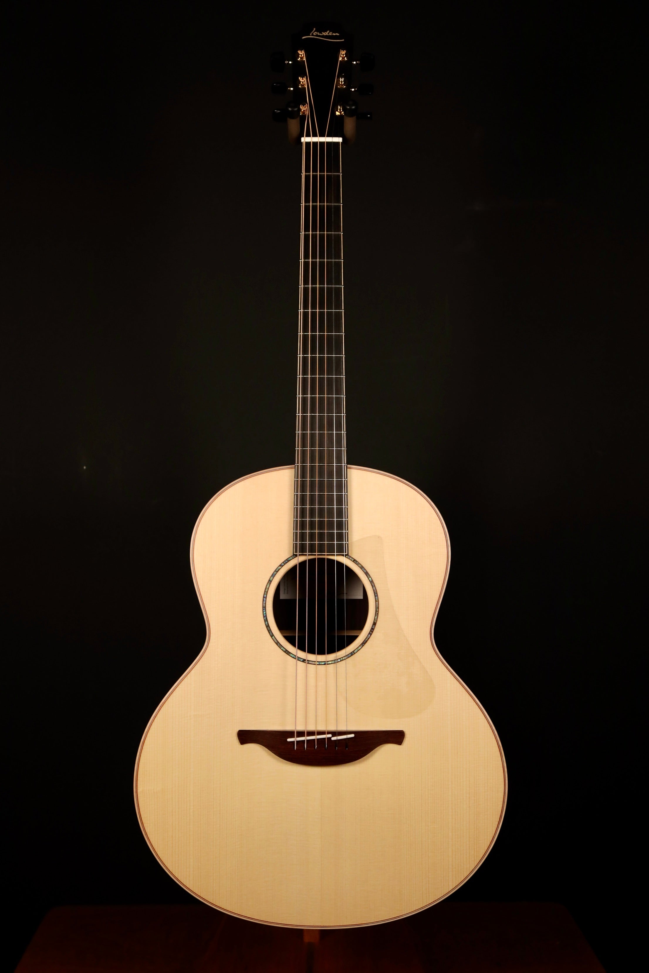 Lowden F-35 - Adirondack Spruce/Indian Rosewood (NEW) – Organic
