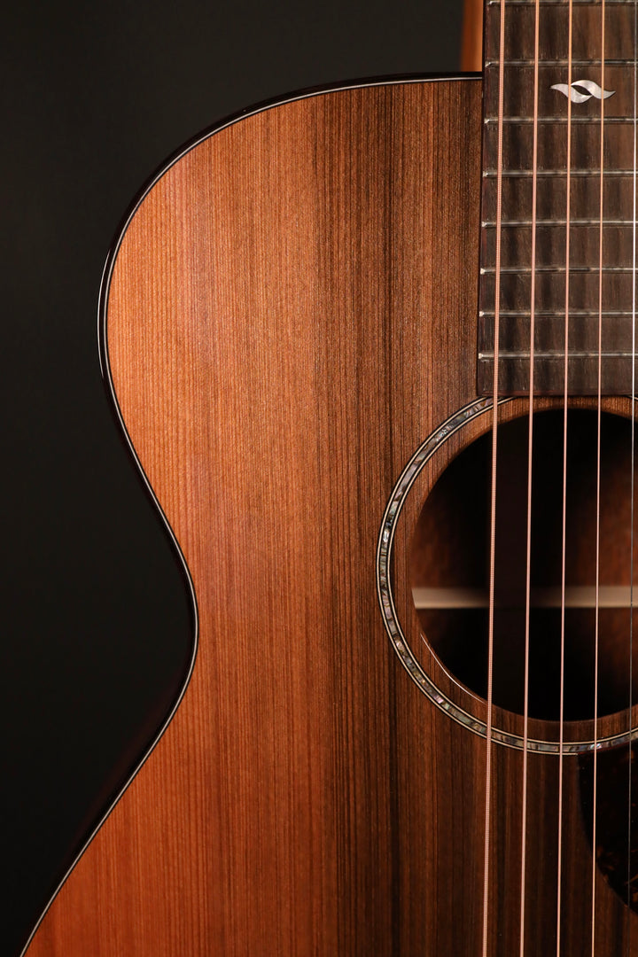 Huss and Dalton Custom OM - Sinker Redwood/Leopardwood (NEW)
