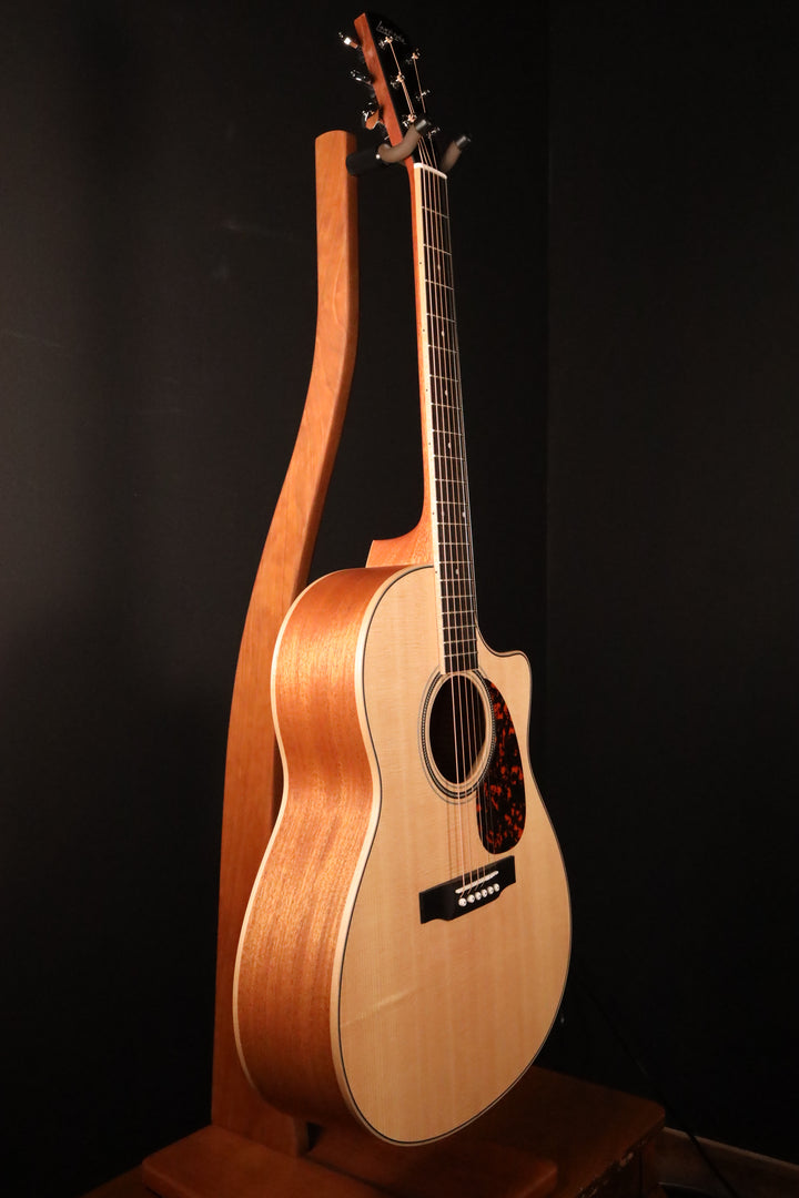 Larrivee LV-03 Mahogany - Sitka Spruce/Mahogany (NEW)