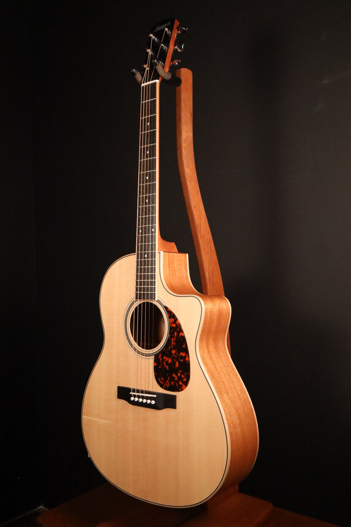 Larrivee LV-03 Mahogany - Sitka Spruce/Mahogany (NEW)