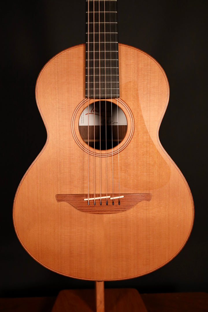 Lowden WL-25 (Wee Lowden) - Red Cedar/Indian Rosewood (pre-owned 2022)