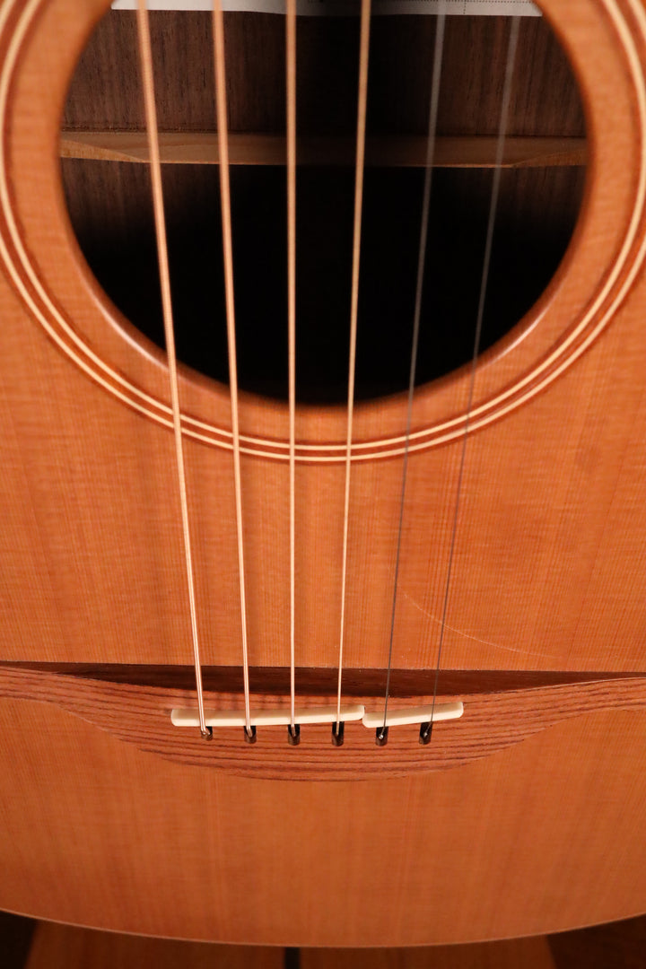 Lowden WL-25 (Wee Lowden) - Red Cedar/Indian Rosewood (pre-owned 2022)