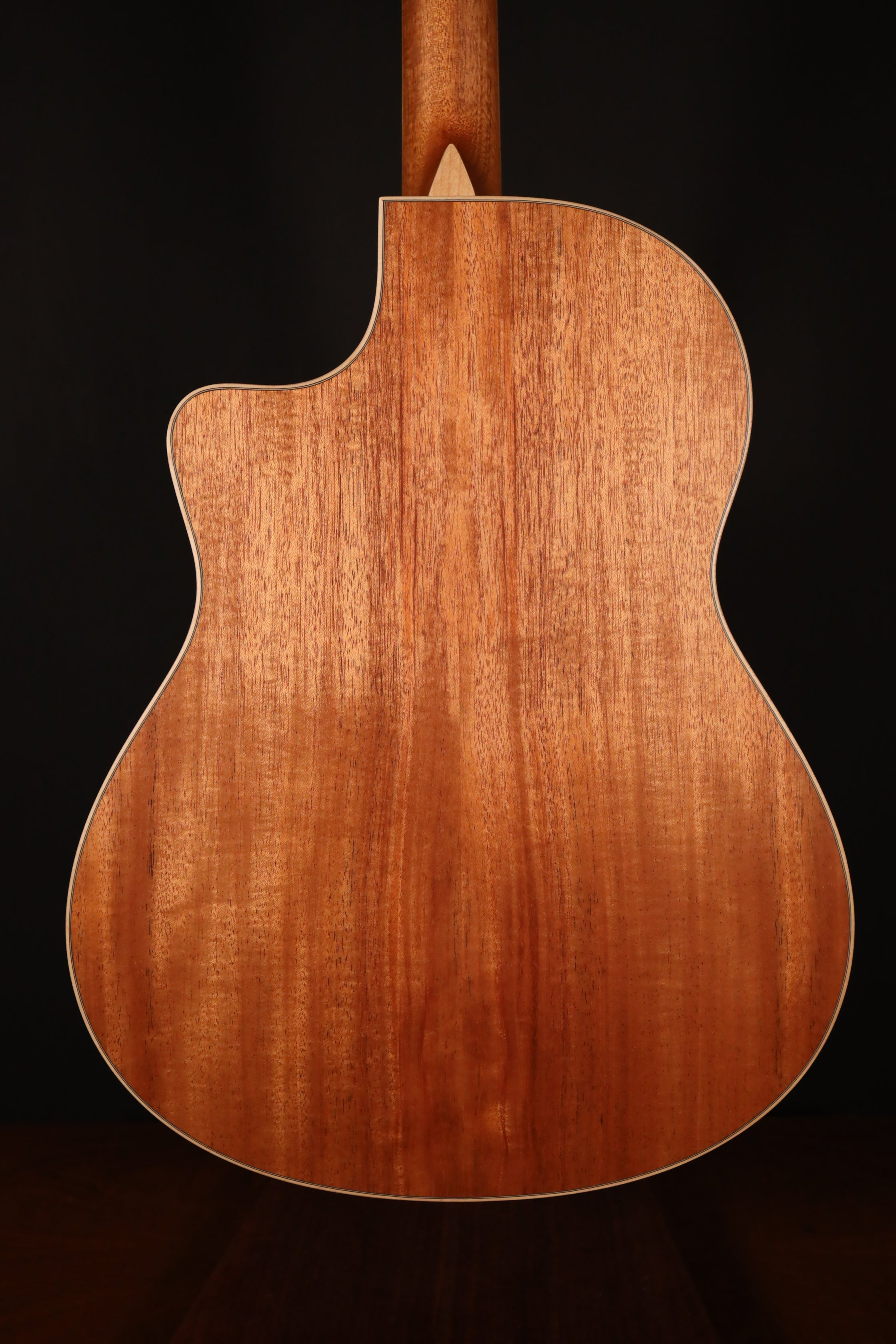 Larrivee LV-03 Mh-N, LR Baggs Element Bronze Pickup - Sitka Spruce