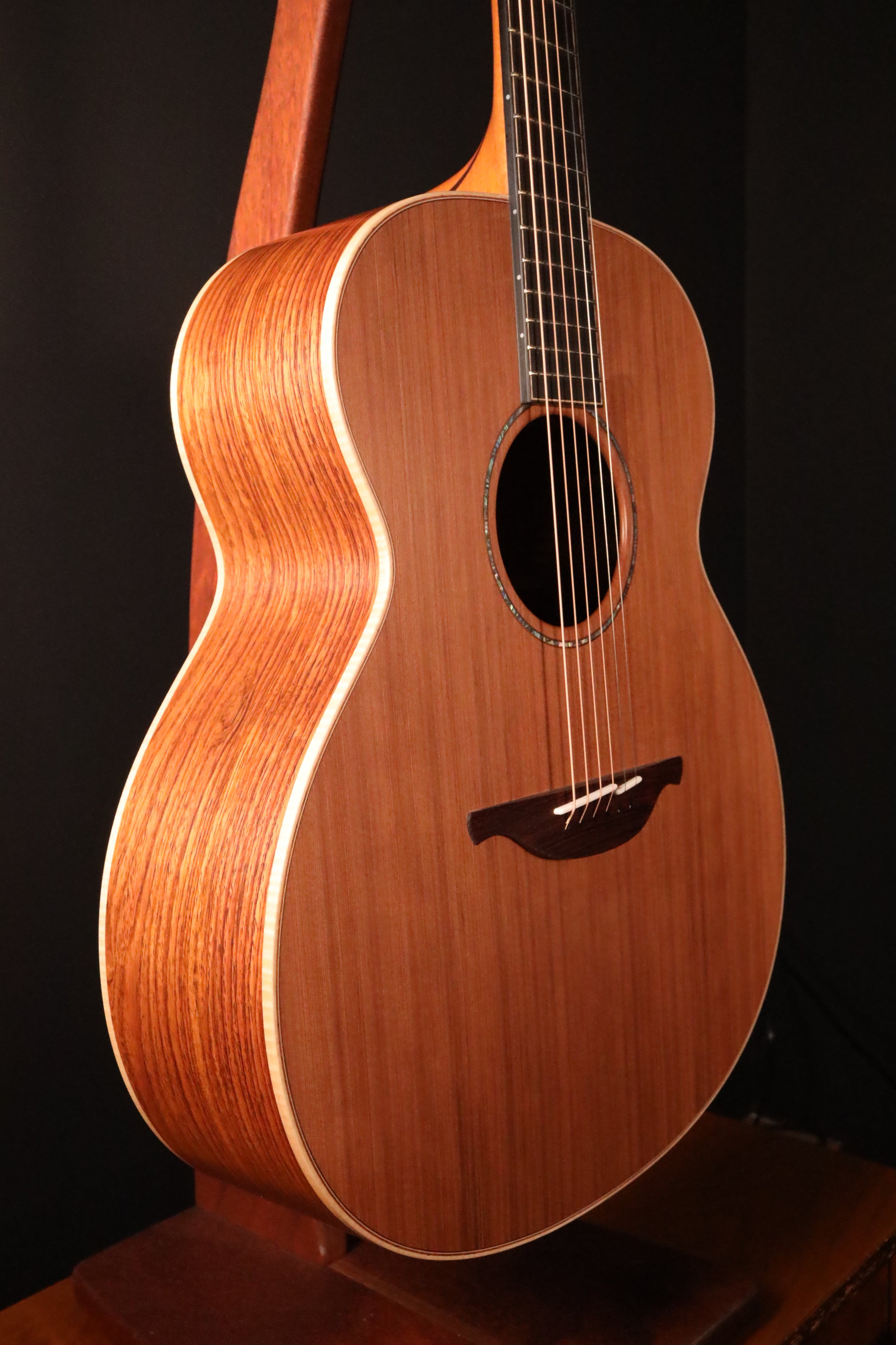 Lowden O-35 - Sinker Redwood/Guatemalan Rosewood (NEW) – Organic