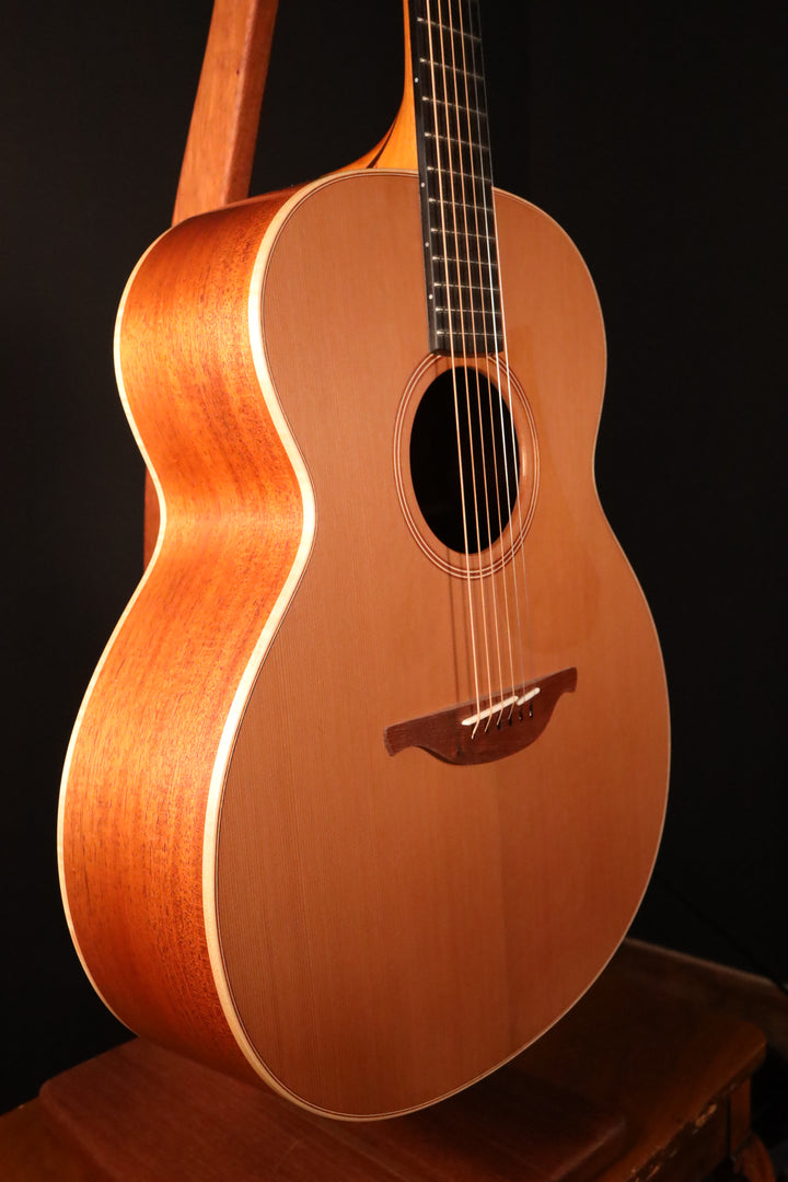 Lowden O-22 - Red Cedar/Mahogany (2022)