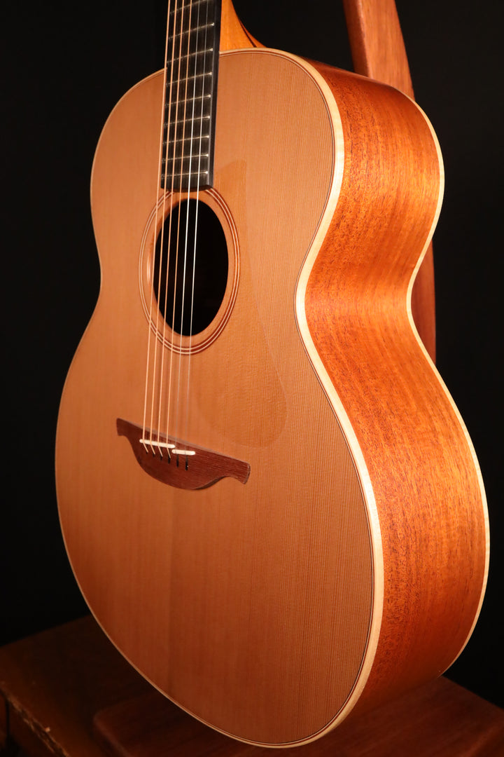 Lowden O-22 - Red Cedar/Mahogany (2022)