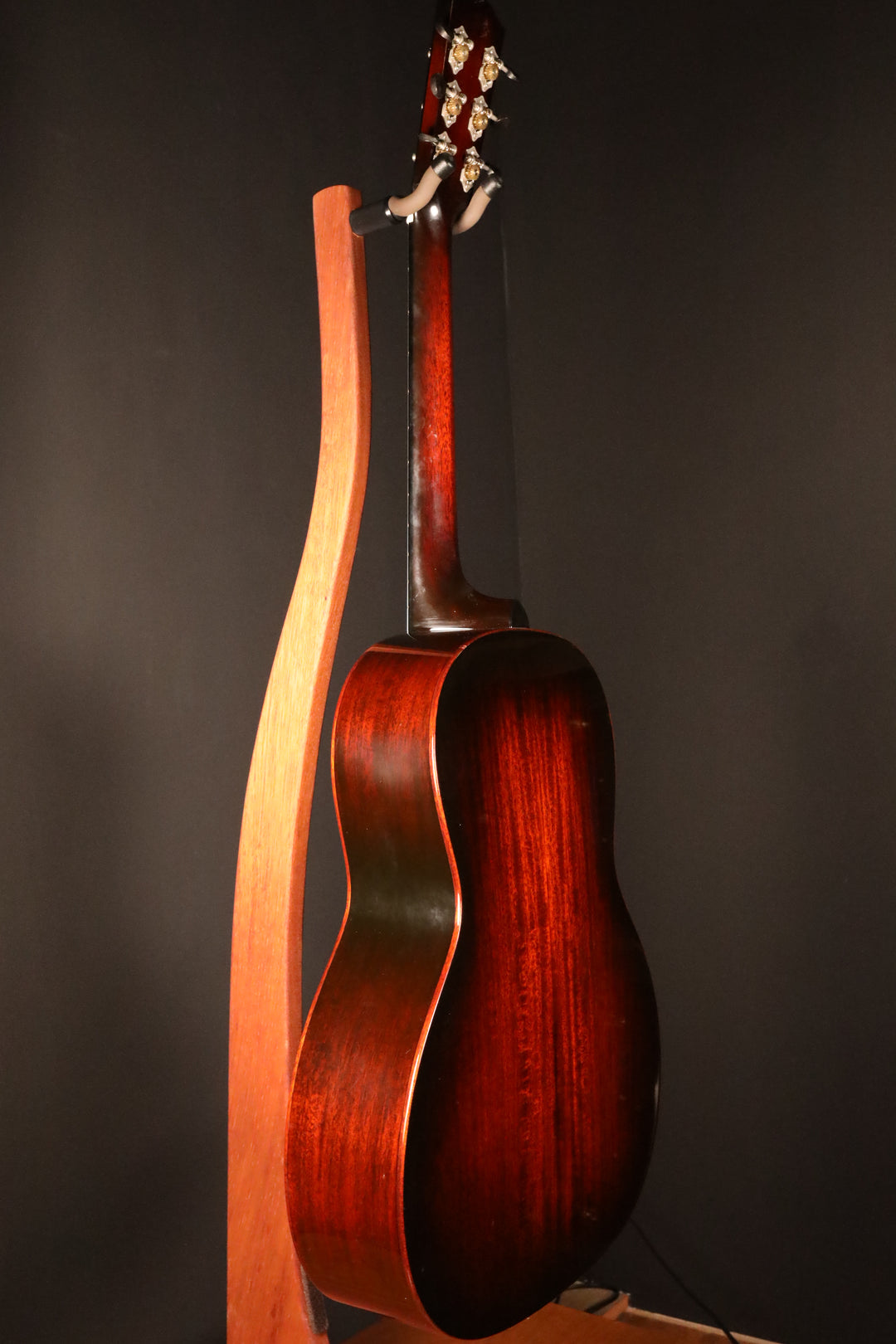 Santa Cruz 1929 00 (2009) -  All Mahogany, Full Body Burst