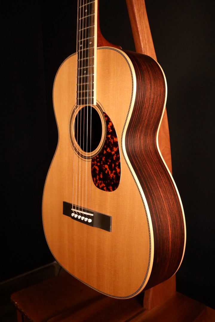 Larrivee 00-40R - Sitka Spruce/Indian Rosewood (New)
