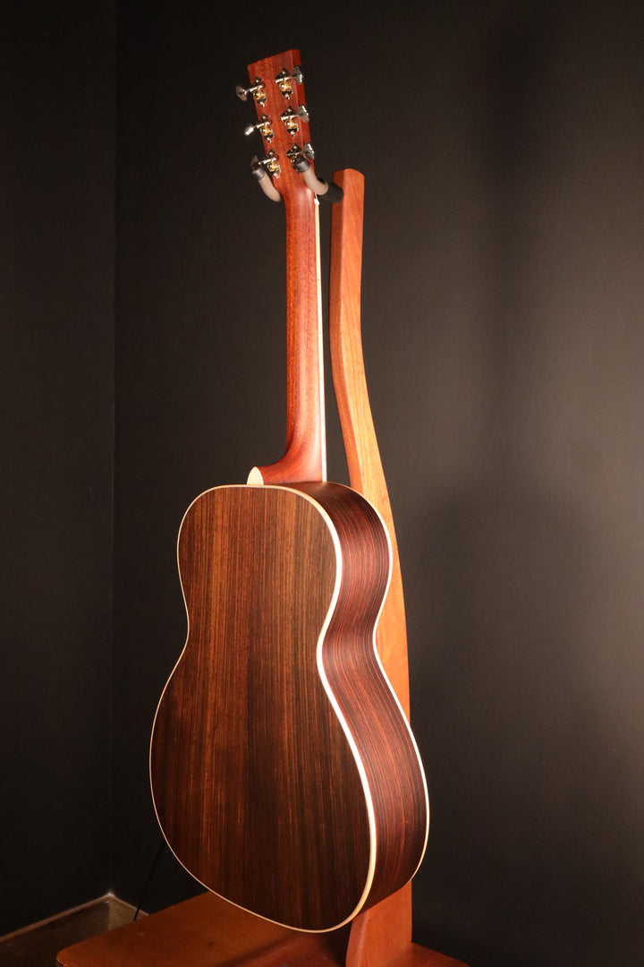 Larrivee 00-40R - Sitka Spruce/Indian Rosewood (New)