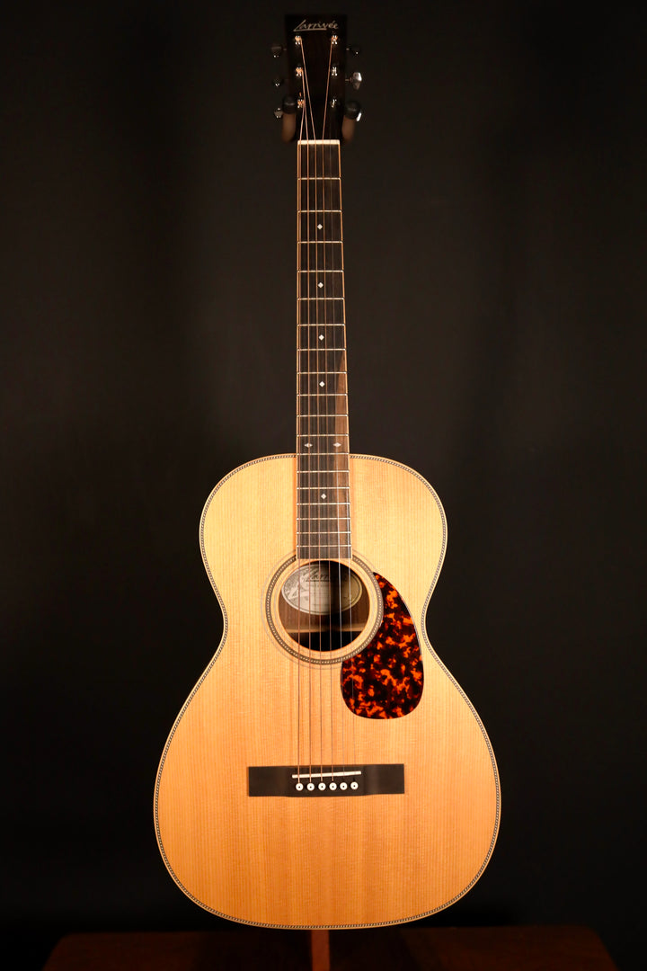 Larrivee 00-40R - Sitka Spruce/Indian Rosewood (New)