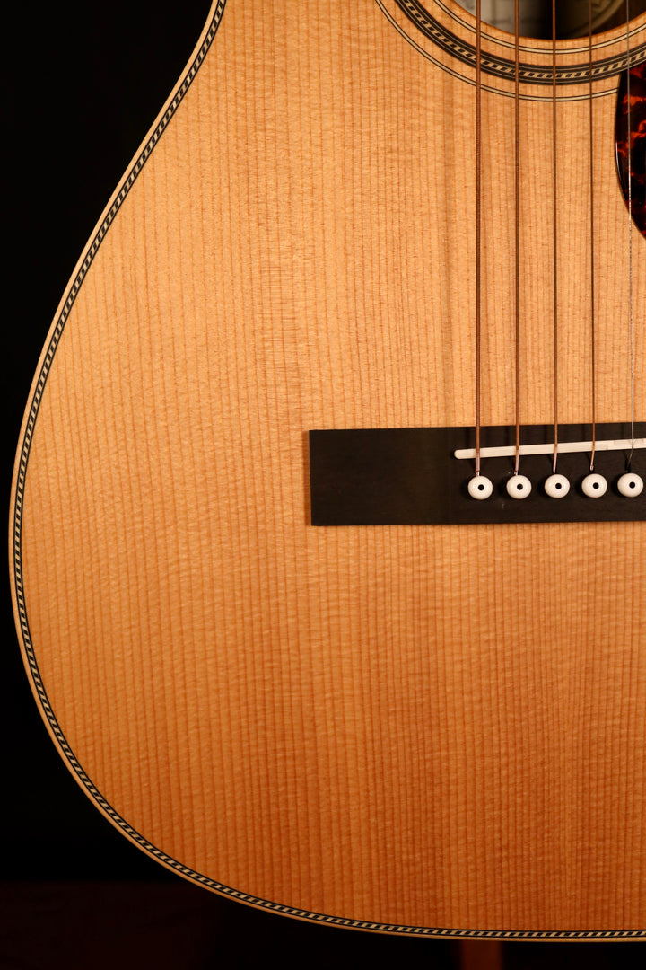 Larrivee 00-40R - Sitka Spruce/Indian Rosewood (New)