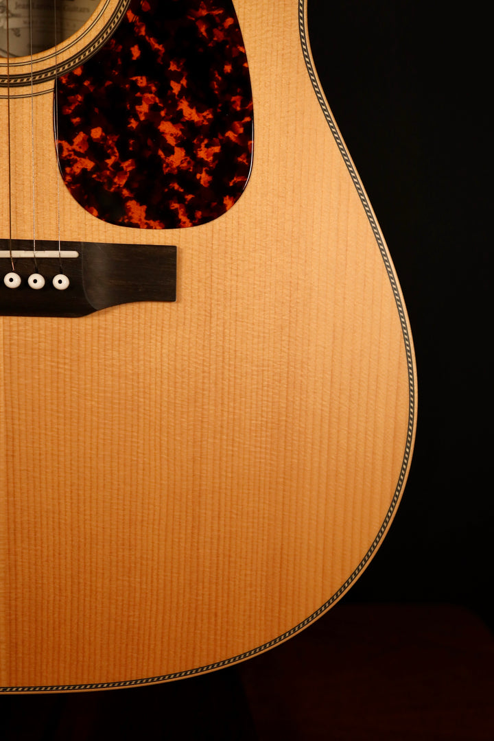 Larrivee D-40 MH (New)