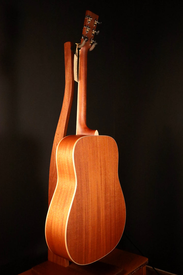 Larrivee D-40 MH (New)