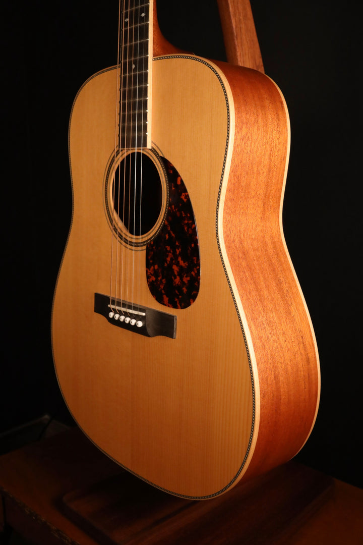 Larrivee D-40 MH (New)