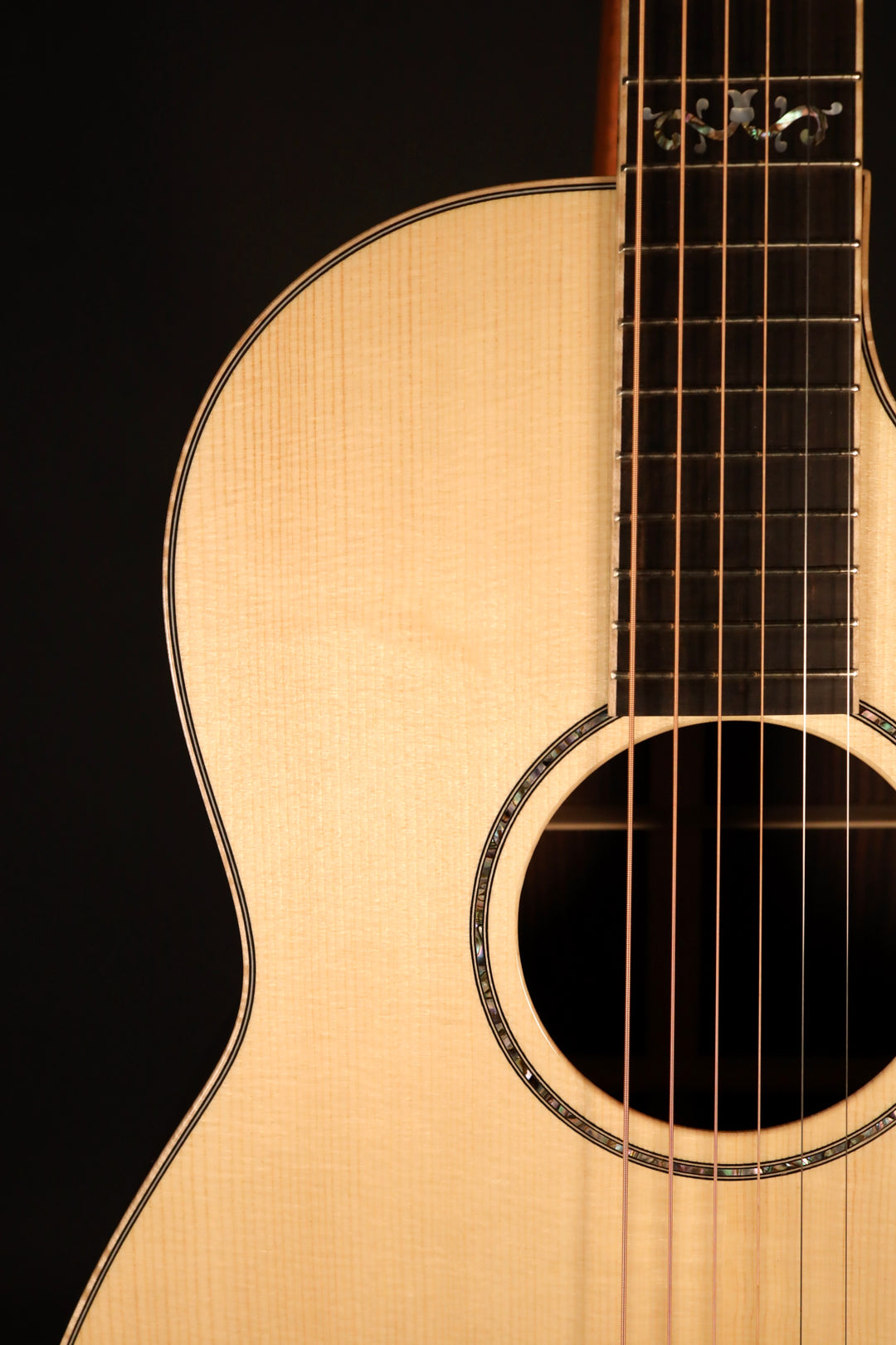 Huss and Dalton CM 12-Fret Cutaway Custom - Carpathian Spruce/Figured Indian Rosewood (NEW)