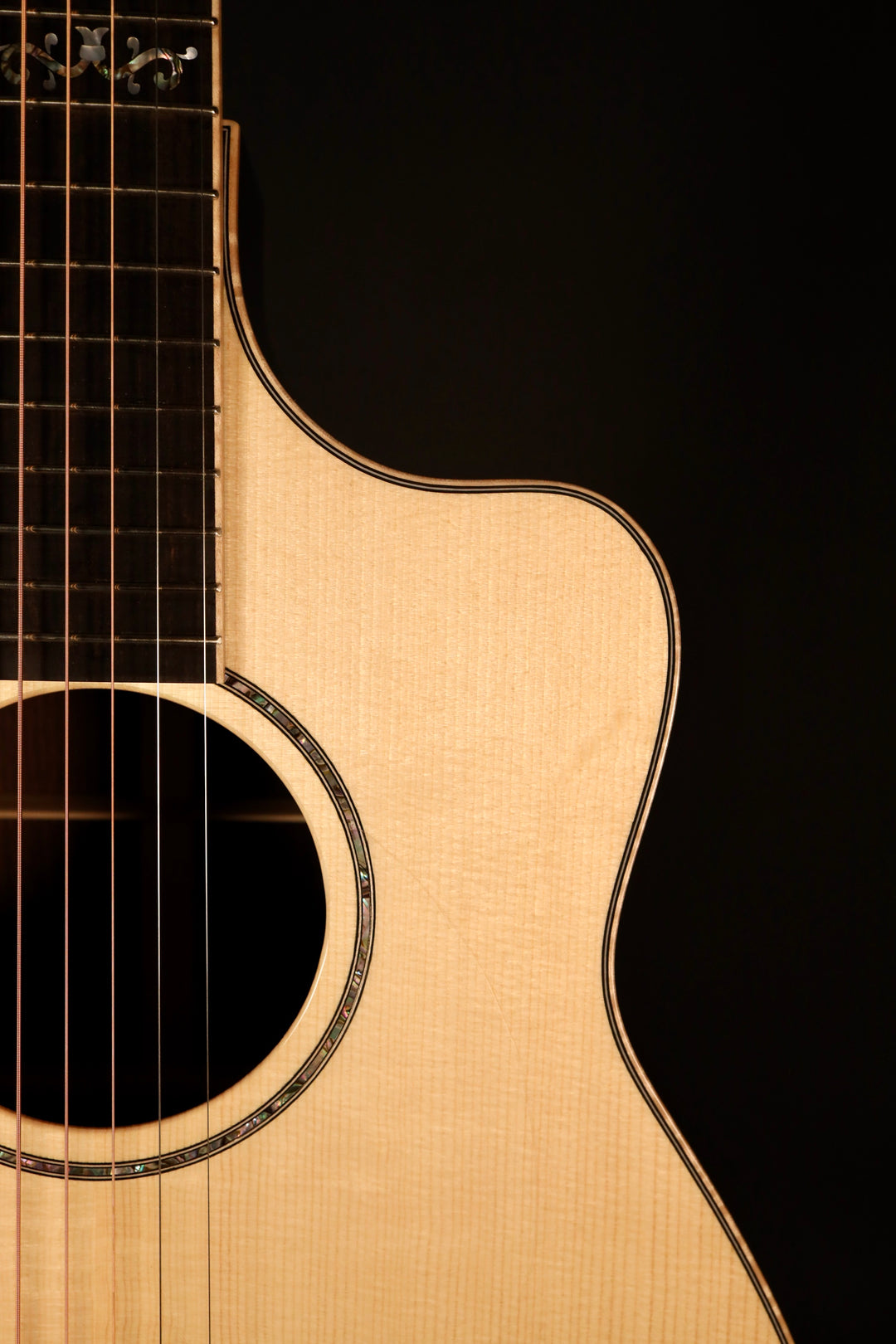 Huss and Dalton CM 12-Fret Cutaway Custom - Carpathian Spruce/Figured Indian Rosewood (NEW)
