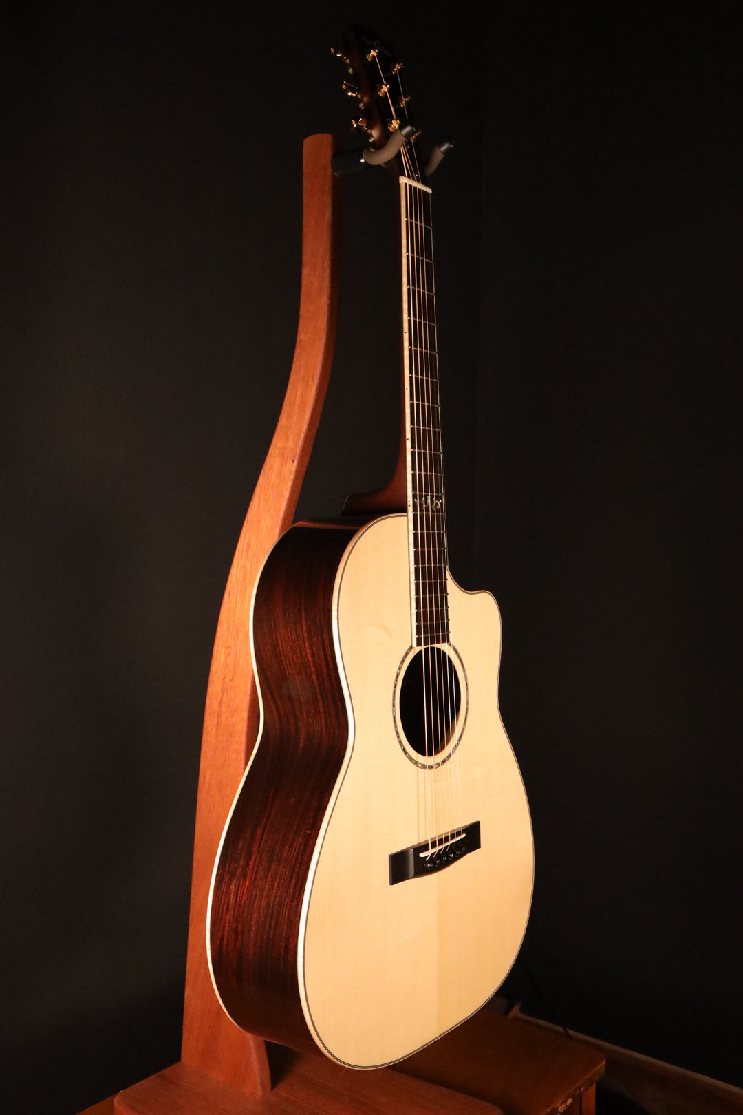 Huss and Dalton CM 12-Fret Cutaway Custom - Carpathian Spruce/Figured Indian Rosewood (NEW)