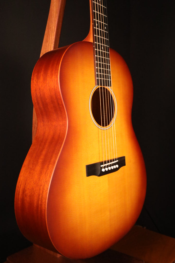 Larrivee Simple 6 L-Body Burst  (NEW)