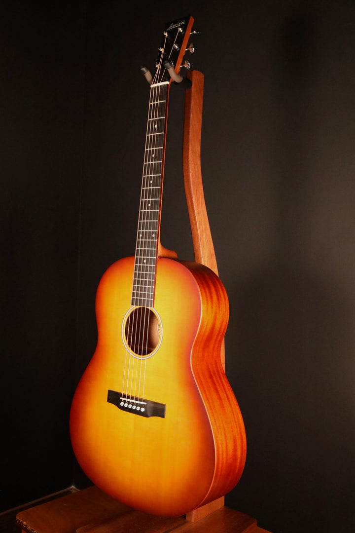 Larrivee Simple 6 L-Body Burst  (NEW)