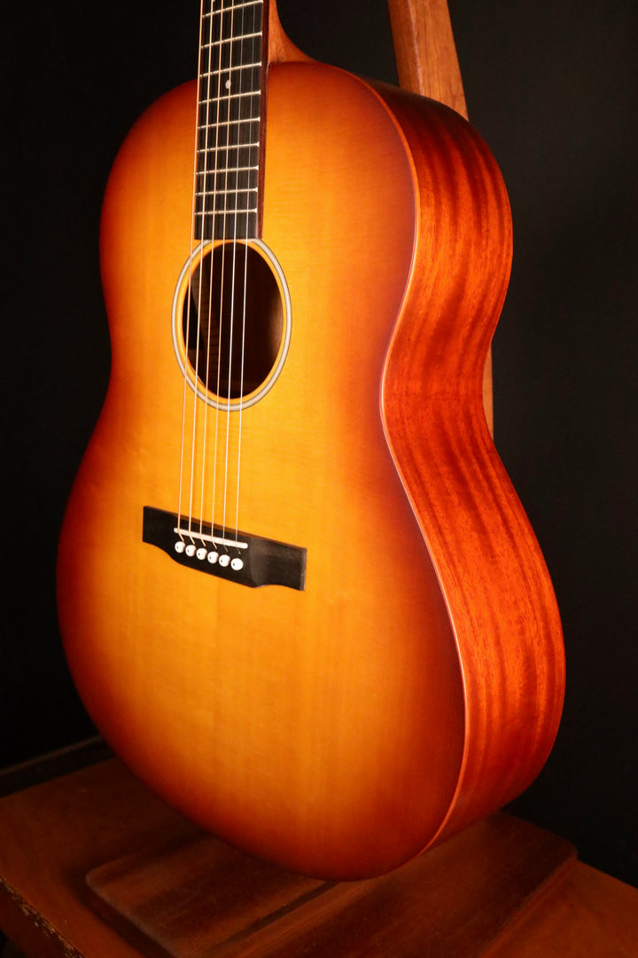 Larrivee Simple 6 L-Body Burst  (NEW)