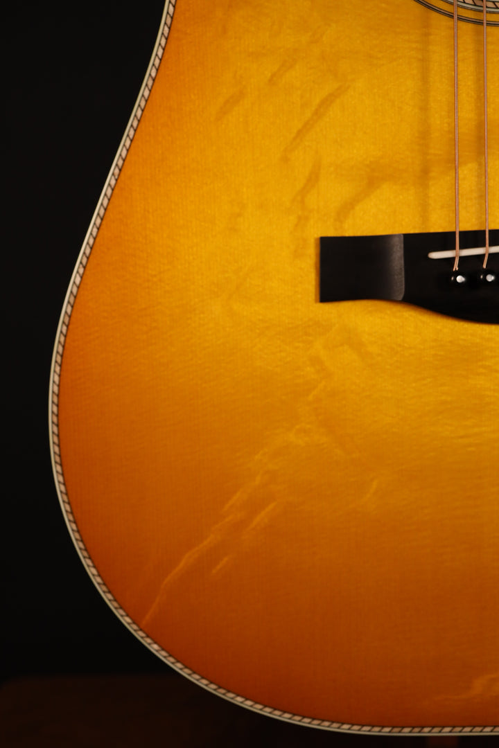 Santa Cruz D-12 Custom - Bearclaw German Spruce/Figured Mahogany (NEW)